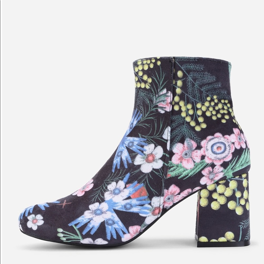 Floral Print Side Zipper Ankle Boots